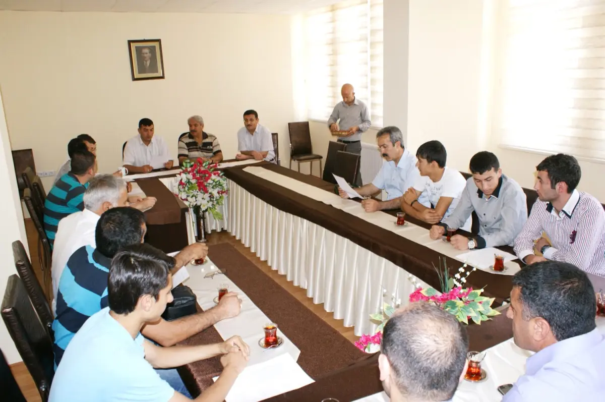 Malatya\'da Mahalleler Arası Futbol Turnuvası Kurası Çekildi