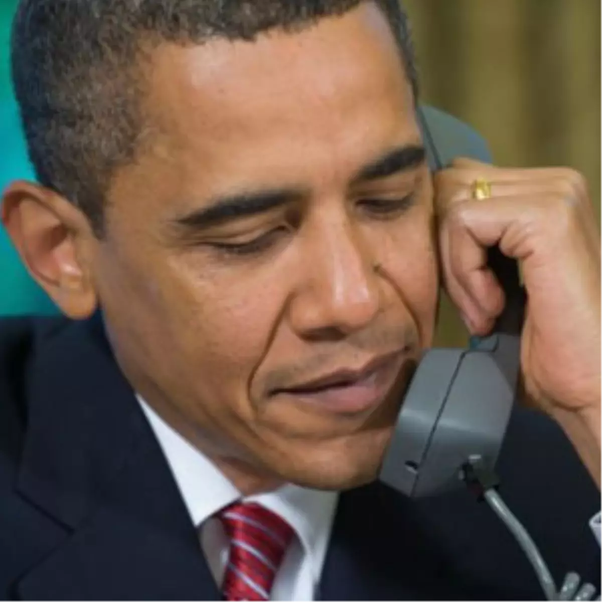 Obama\'dan Mursi\'ye Tebrik Telefonu