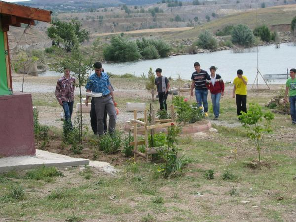 Sorgun\'da Yılda 100 Bin Alabalık Üretiliyor