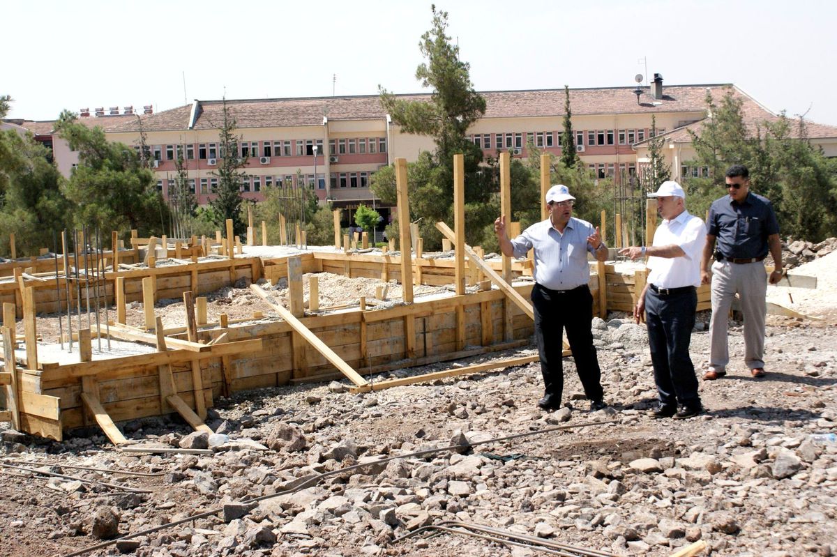 Vali Odabaş, Karataş Parkında İncelemelerde Bulundu