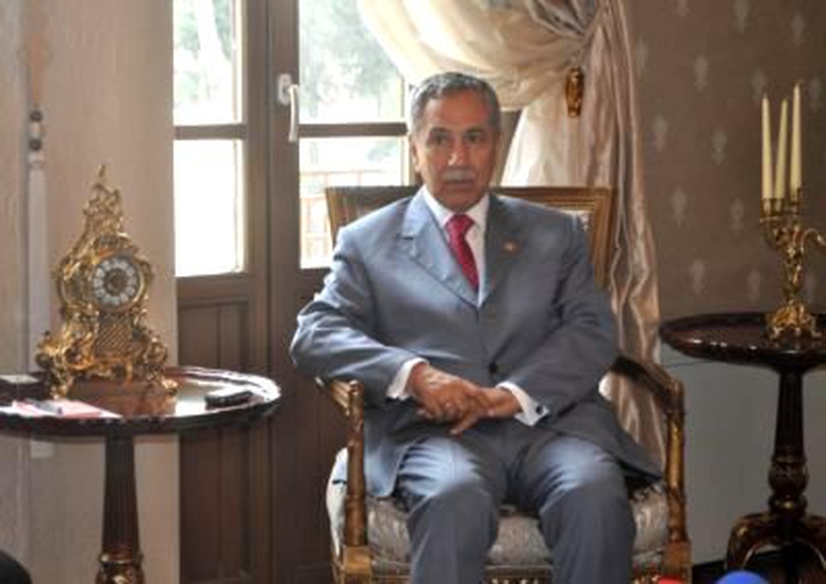 Arınç: "Suriye, Kurtarmaya Giden Uçağımıza da Ateş Açtı"