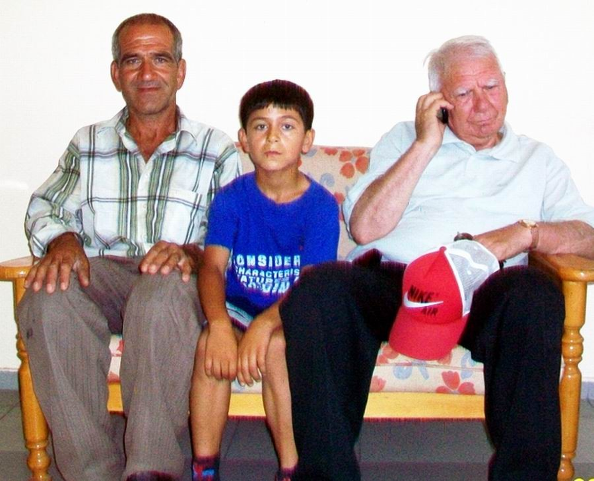 Burhaniyeli Sporcu Cengiz\'e Önemli Destek