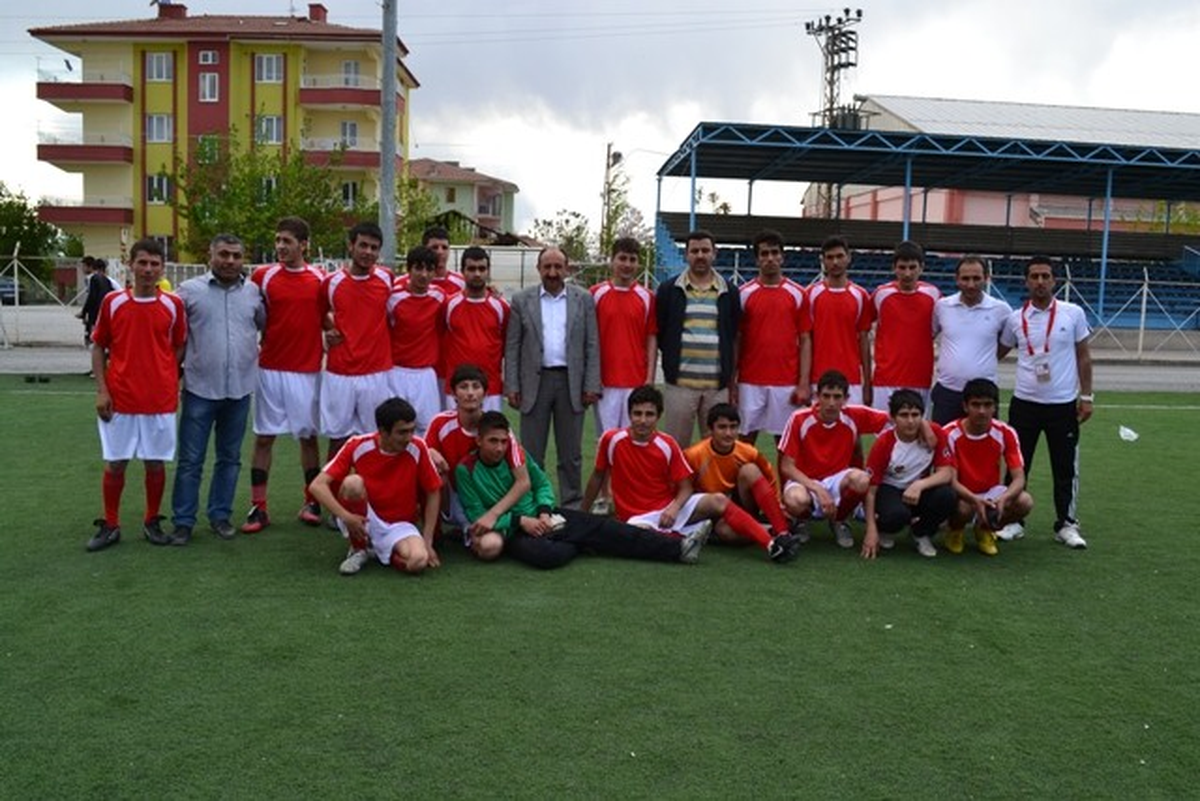 Malatya Yetiştirme Yurdu Spor Öğrencileri Başarılı Sezon Geçirdiler