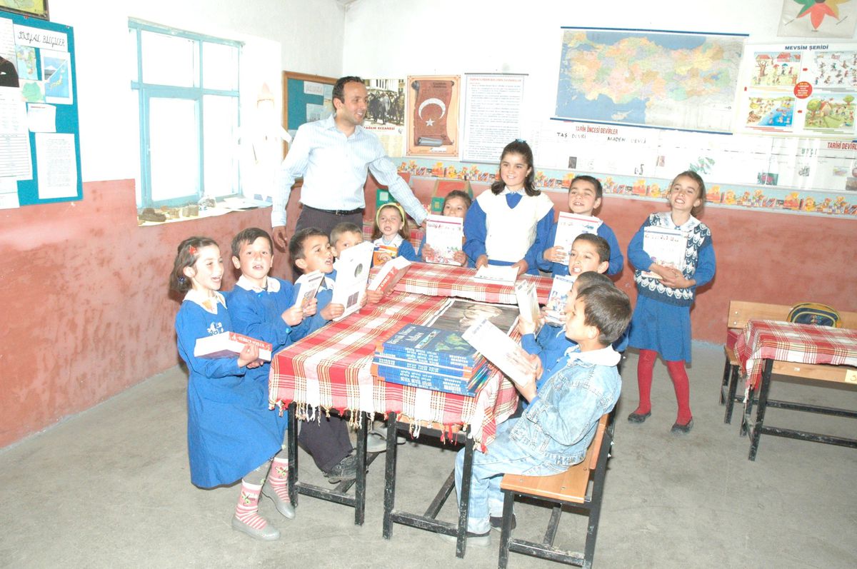 117 Okula 379 Bin Kitap Dağıtılacak