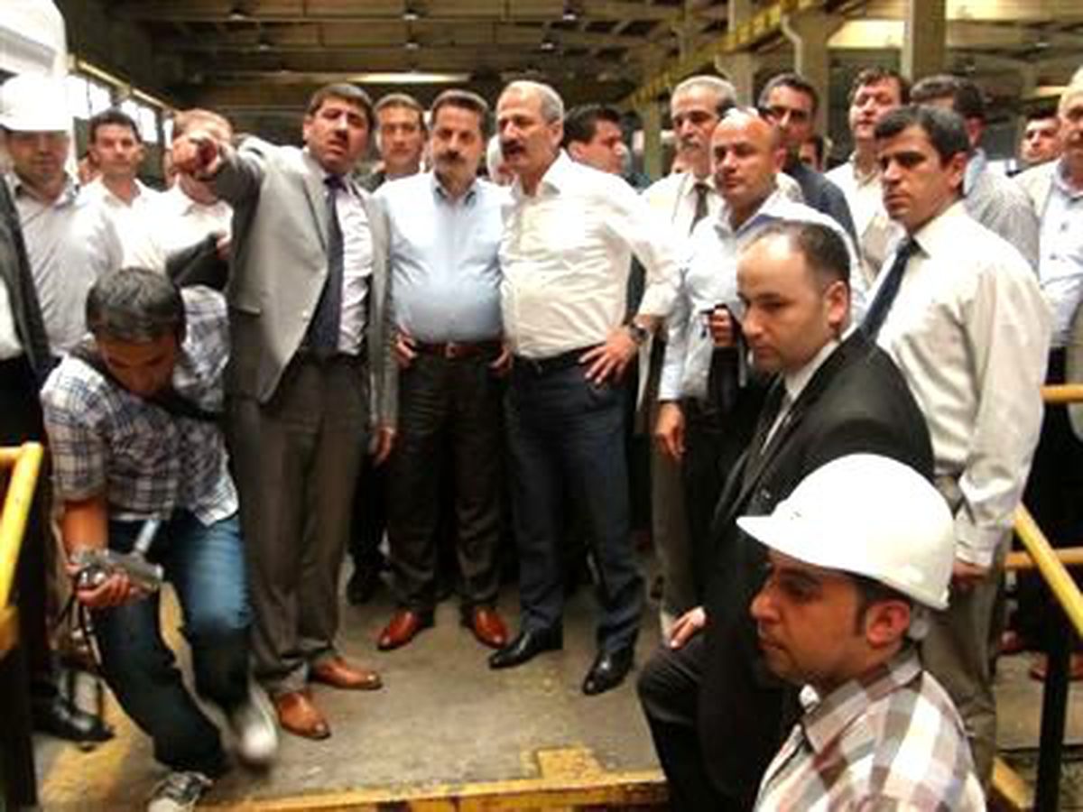 Bakan Çelik: Huzurun Yolu Urfa ve Diyarbakır\'dan Geçer (2)