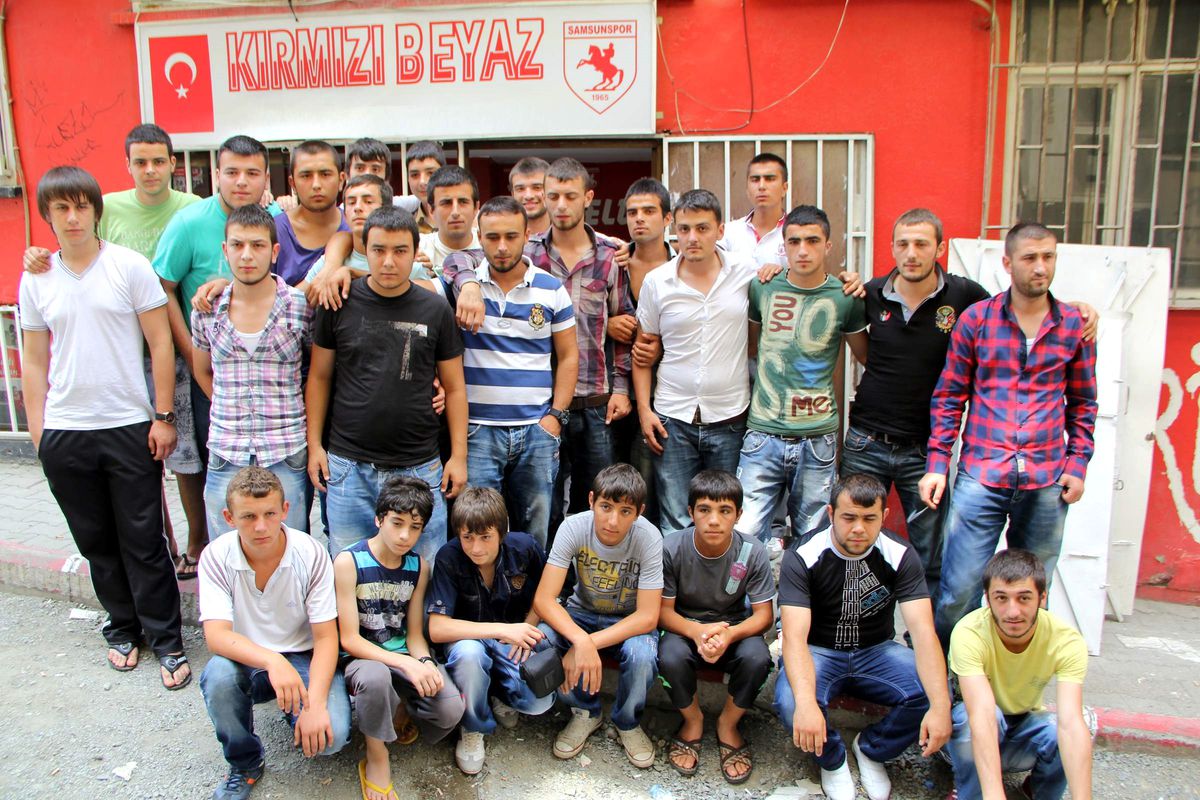 Bayrak: "Şirinler Bölünmedi"