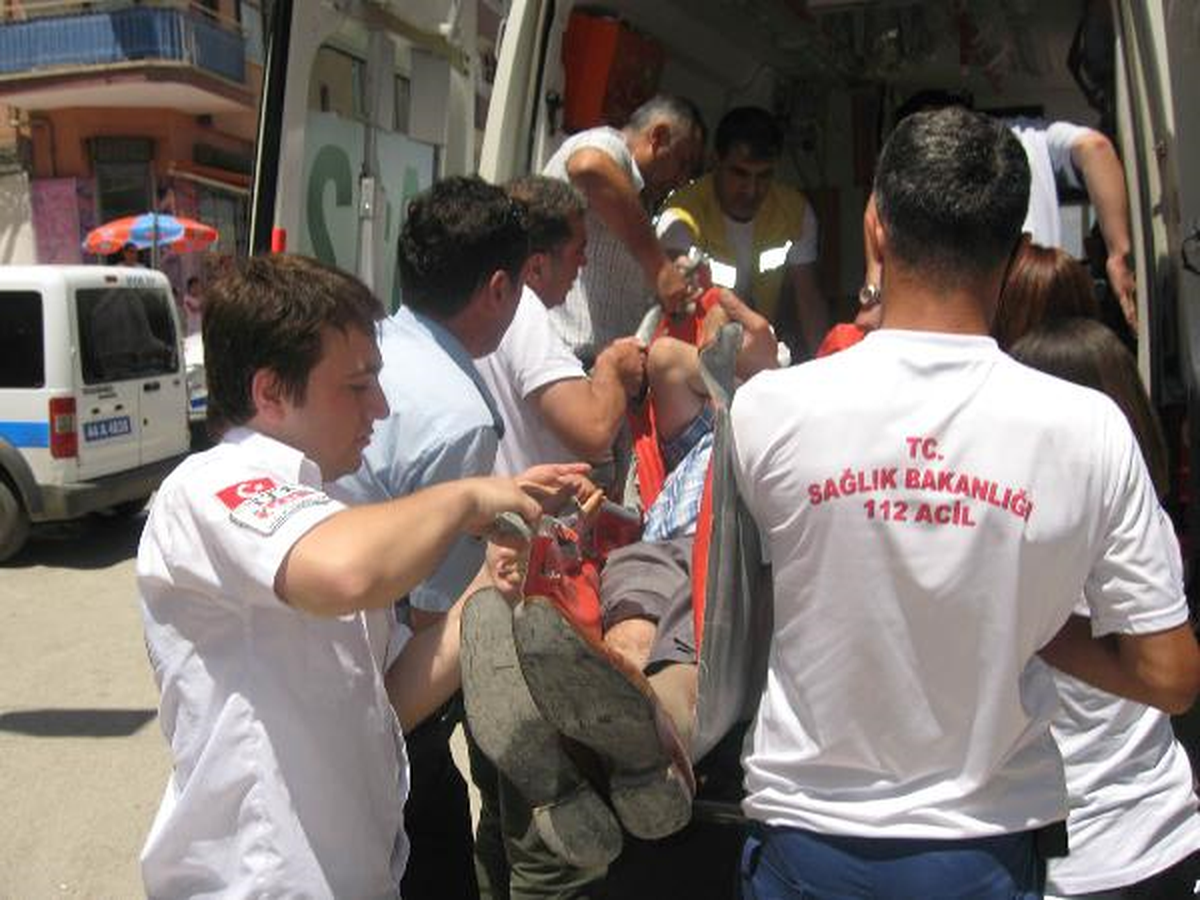 Çay Ocağında Oturanlara Tabancalı Saldırı: 2 Yaralı