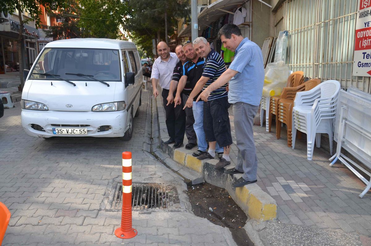 Esnafın Rögar Kokusu Şikayeti