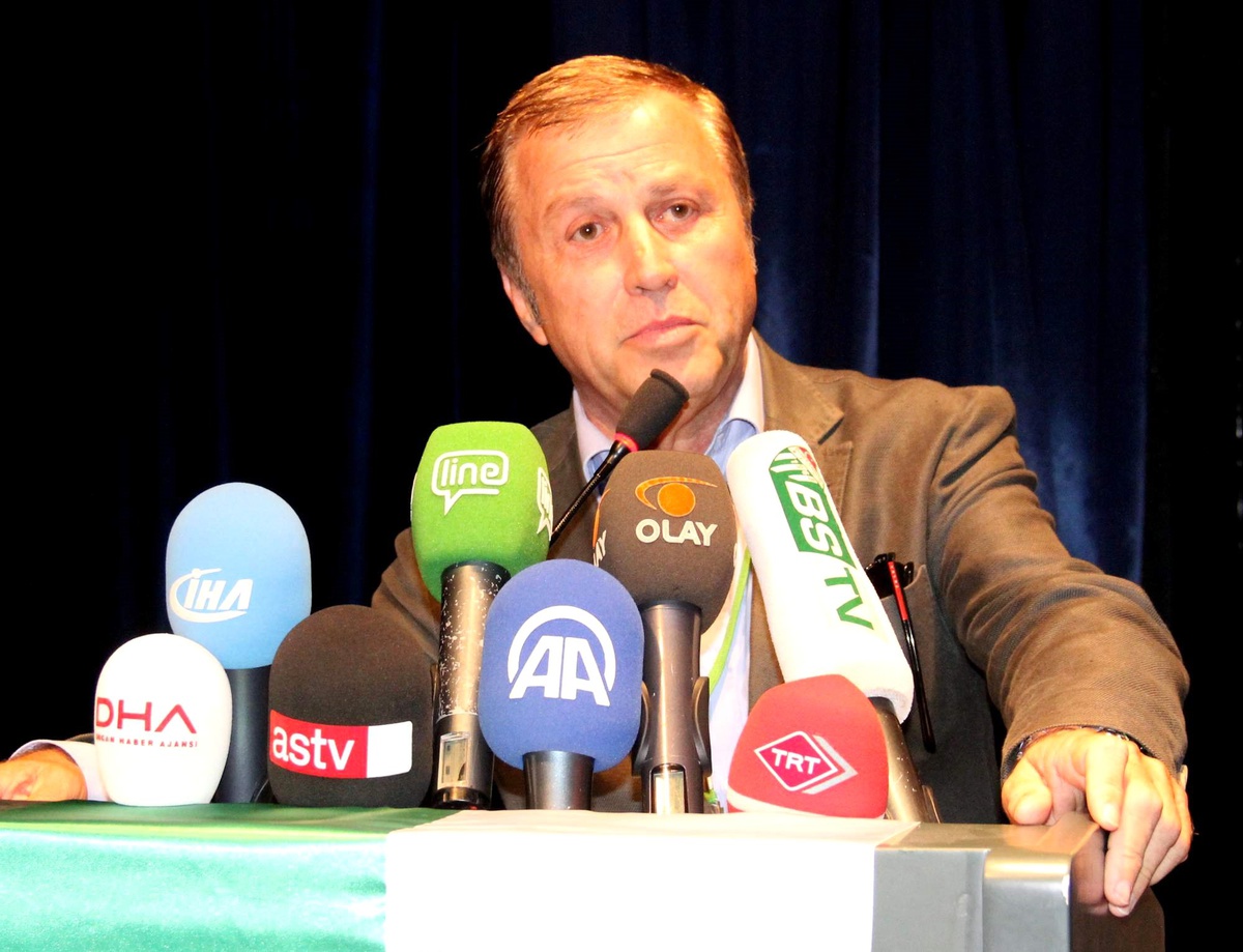 İbrahim Yazıcı: "Transferde Konuşunca Fiyat Artıyor"
