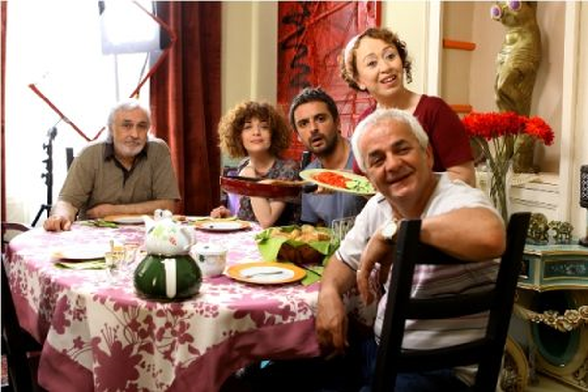 \'\'İbreti Ailem\'\' Çarşamba Star\'da