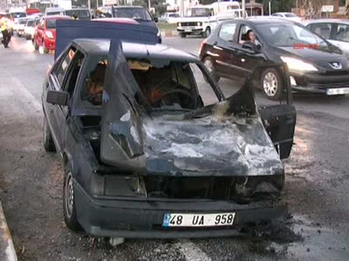 İngiliz Anne ile Oğlu Son Anda Kurtuldu