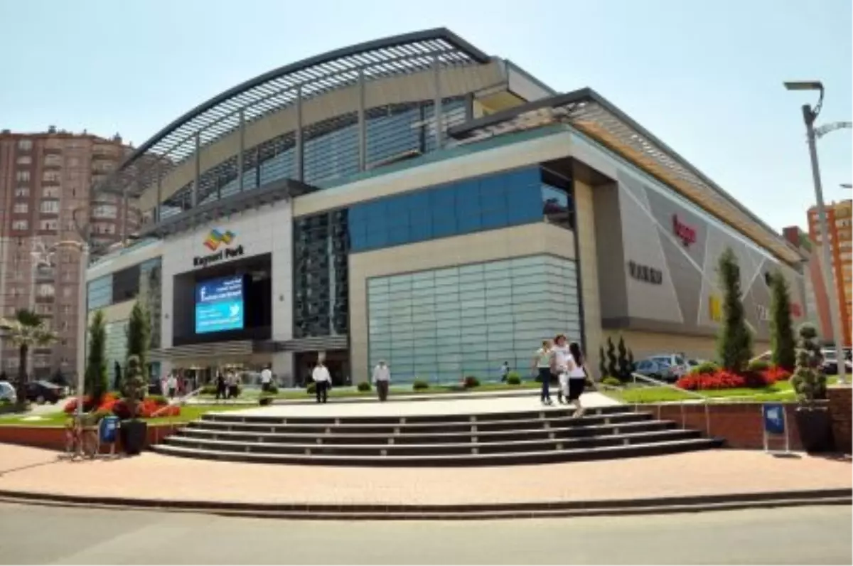 Kayseri Park 6. Yaşını Gülşen\'le Kutlayacak