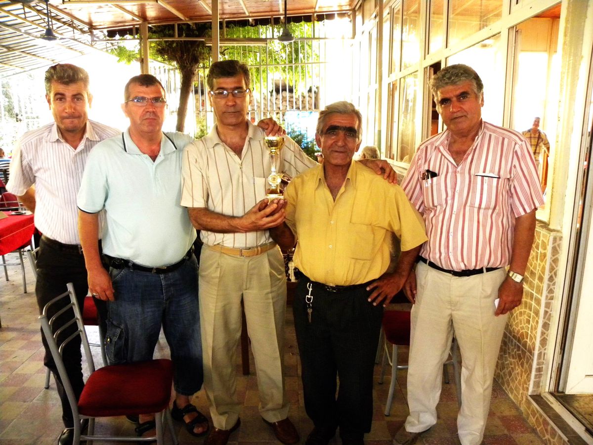 Şampiyon Damacılar Destek Bekliyor