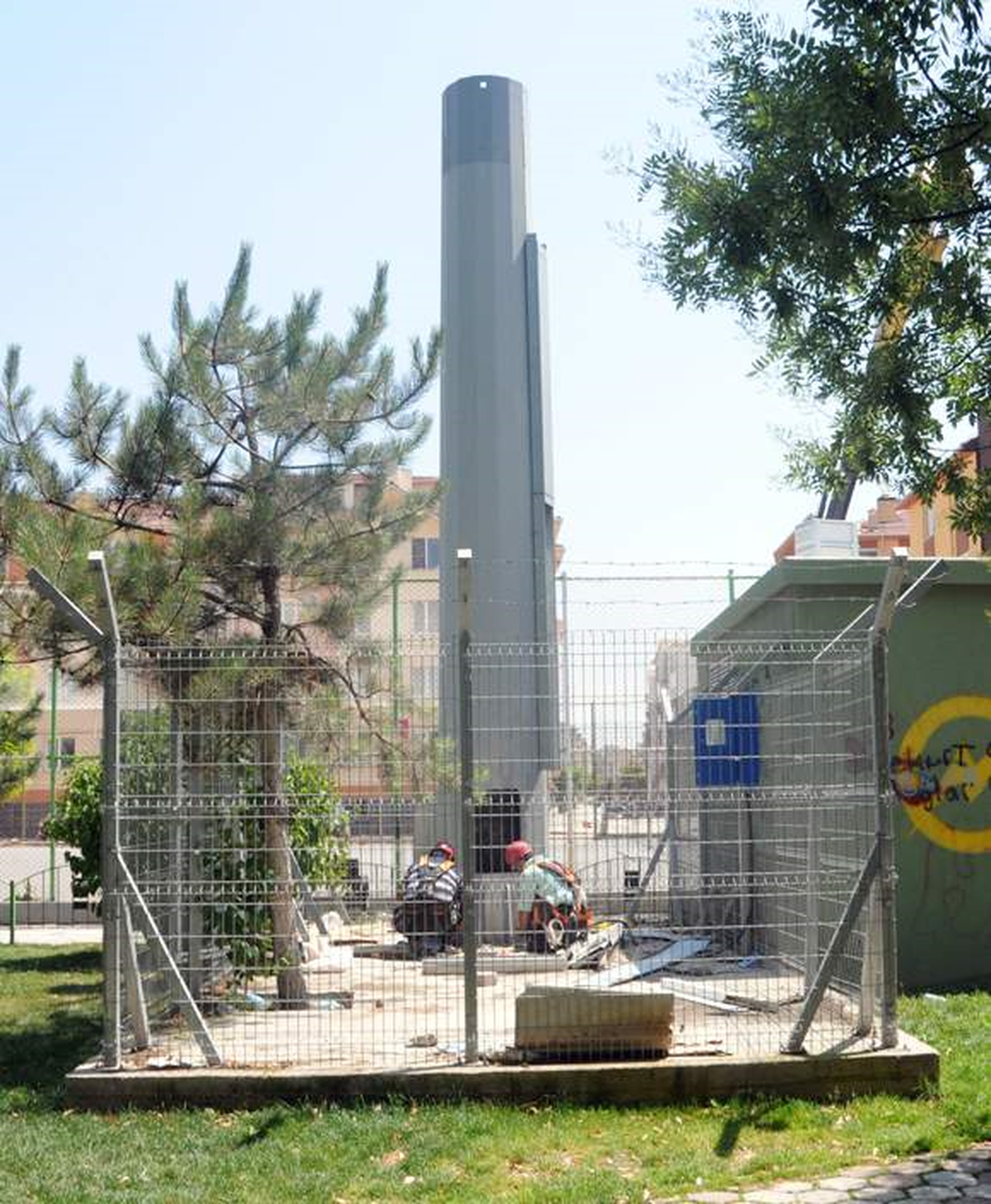 Tepebaşı Belediyesi Baz İstasyonlarına Geçit Vermiyor