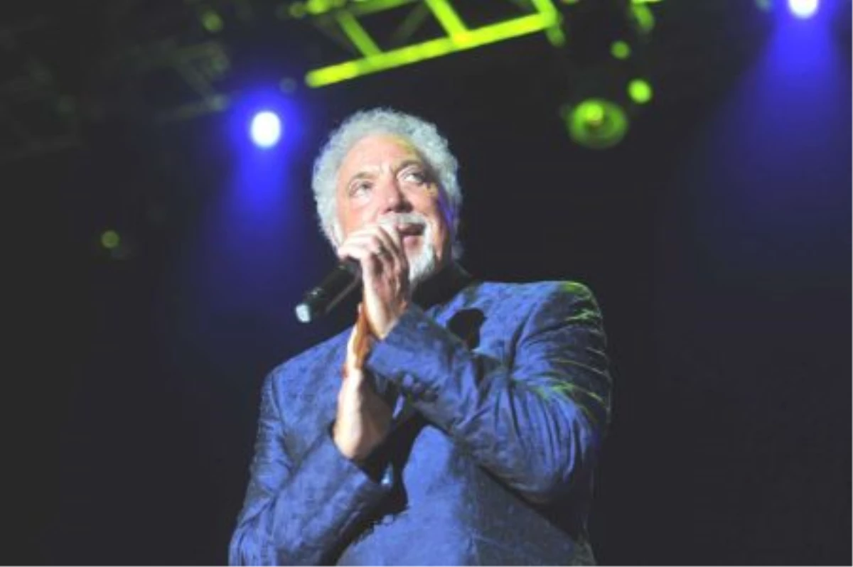 Tom Jones İstanbul\'daydı!