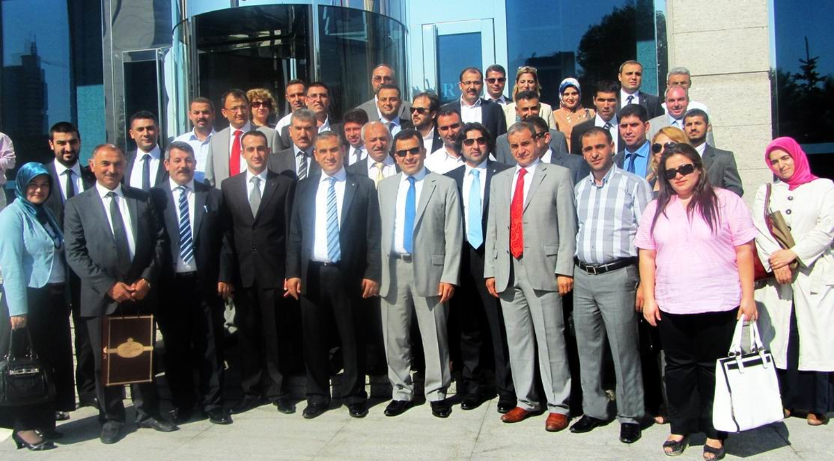 AK Parti Seyhan İlçe Teşkilatı AK Parti Grup Toplantısına Katıldı