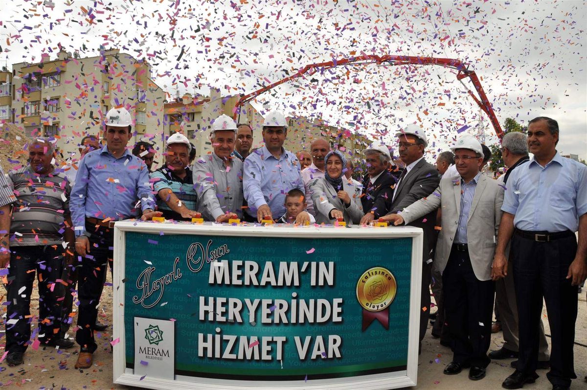 Alavardı Alışveriş Merkezi\'nin Temeli Atıldı