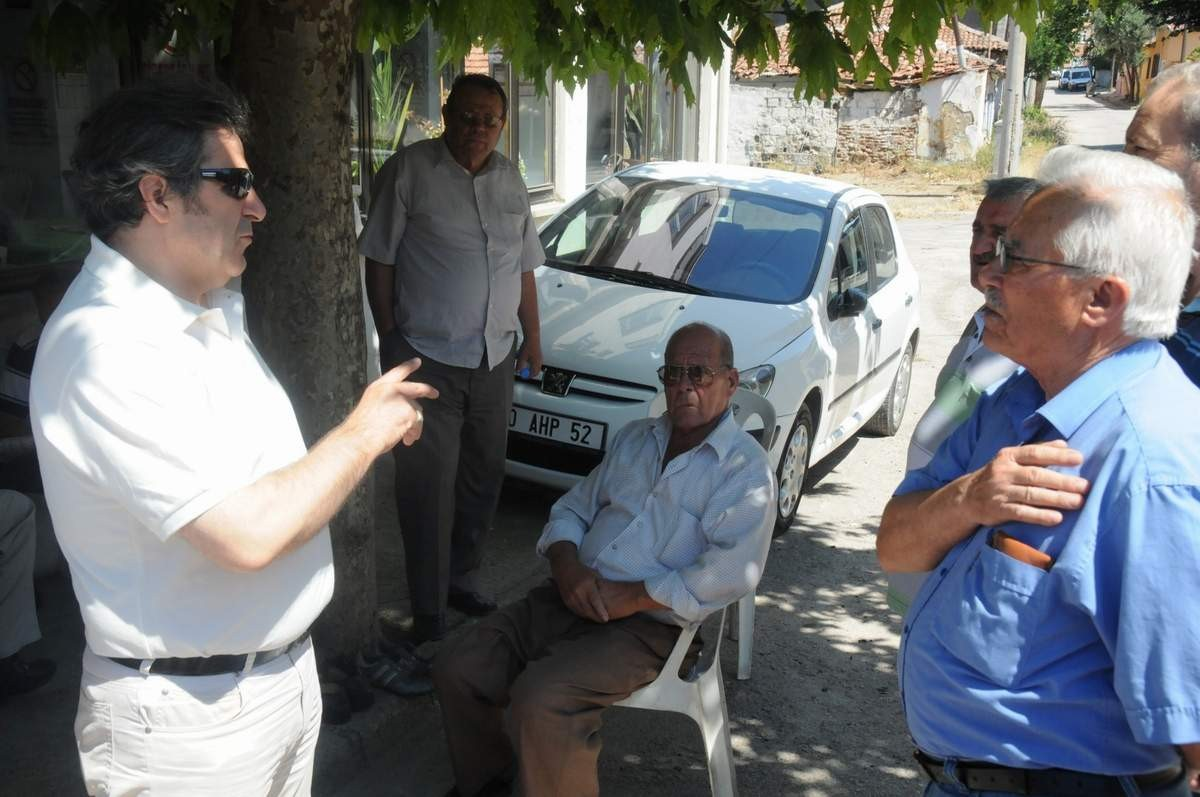 Bandırma Belediyesi Çınarlı ve Paşamescit Mahallelerini Asfaltlıyor