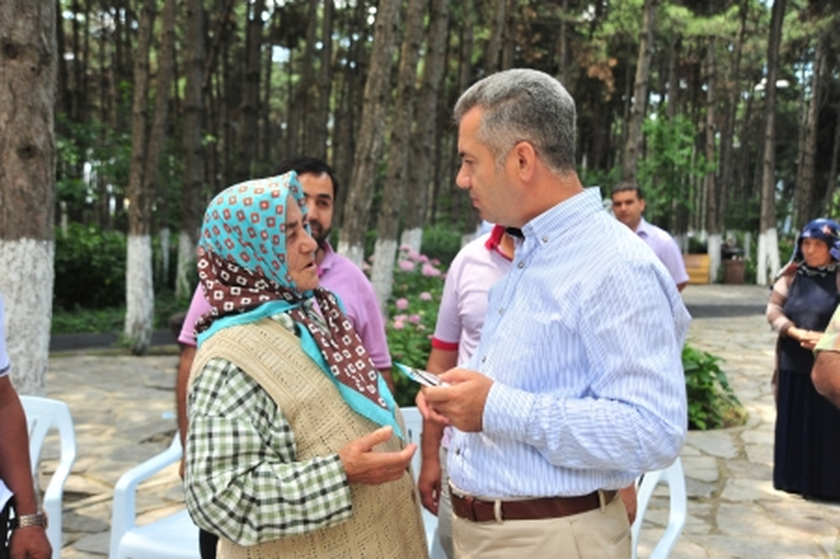 Başkan Uzun Halk Meclisi\'nde Vatandaşı Dinledi
