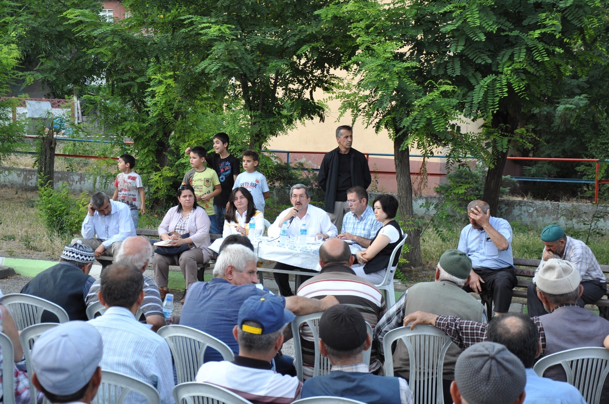 Başkan Vergili Yenimahalle Sakinleri ile Bir Araya Geldi