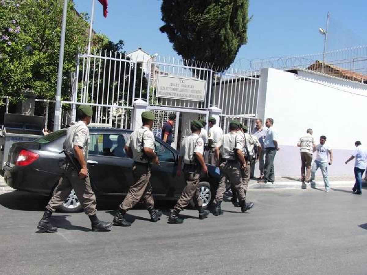 Cezaevinde İsyan Önleme Tatbikatı