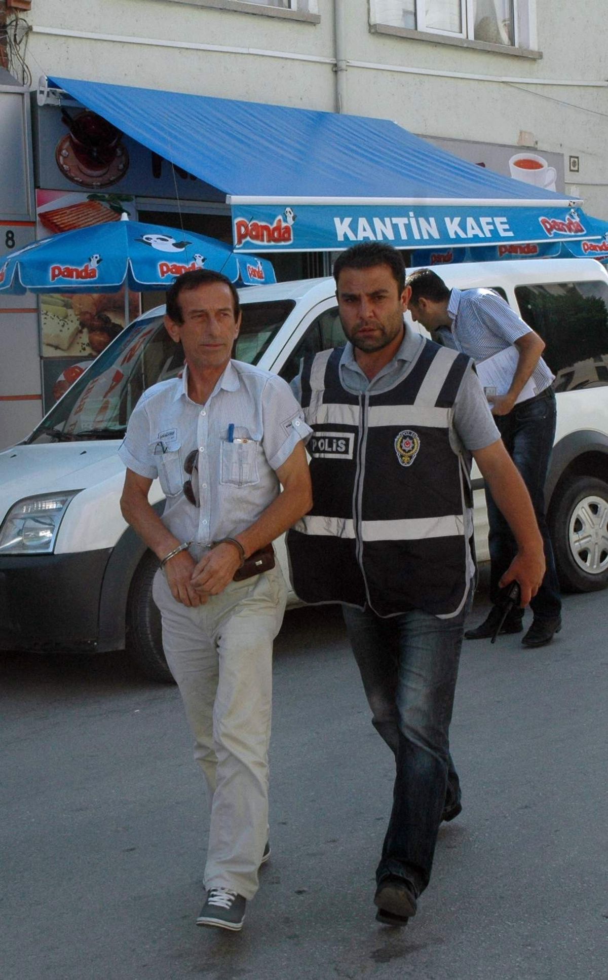 Dikkatli Banka Memuru Dolandırıcıyı Yakalattı