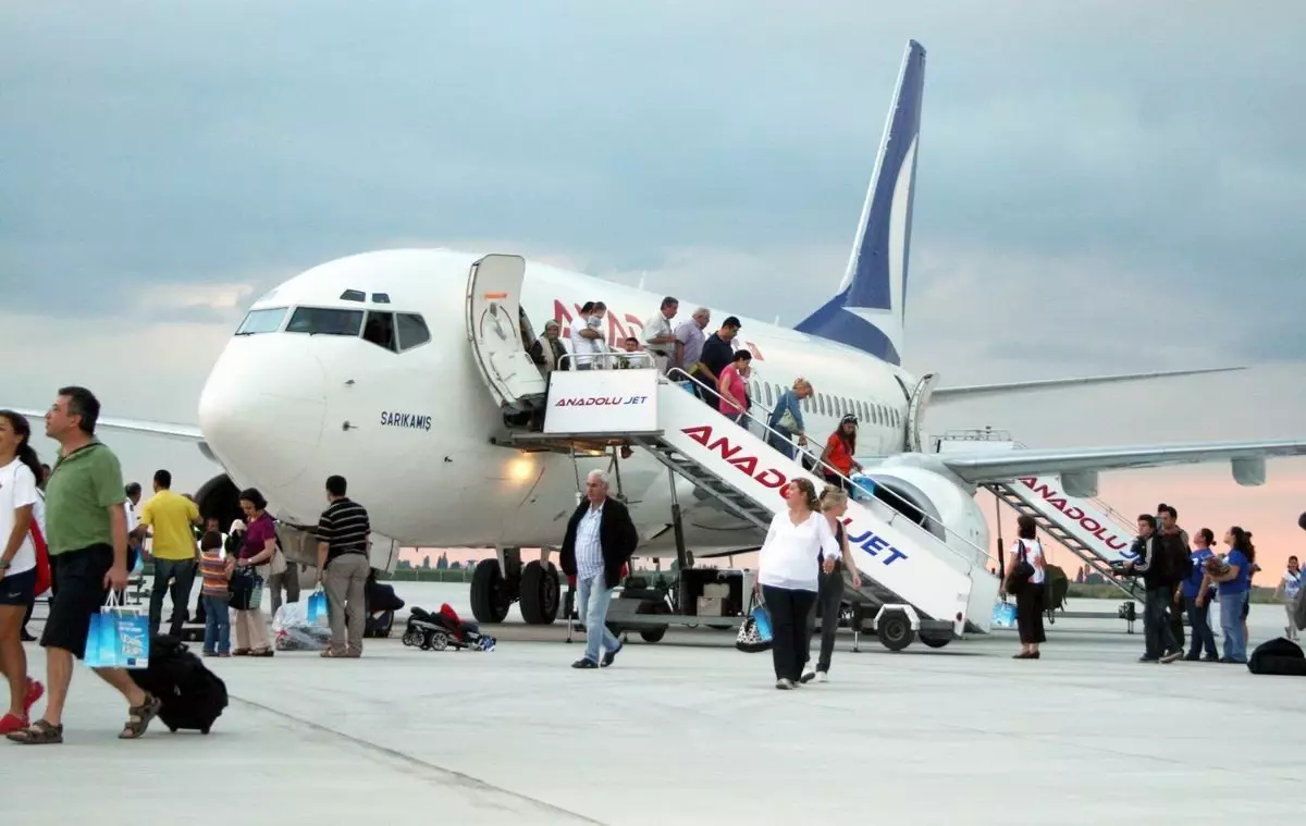 Edremit Körfezi Havalimanı\'nın İsmi Yeniden Değiştirildi