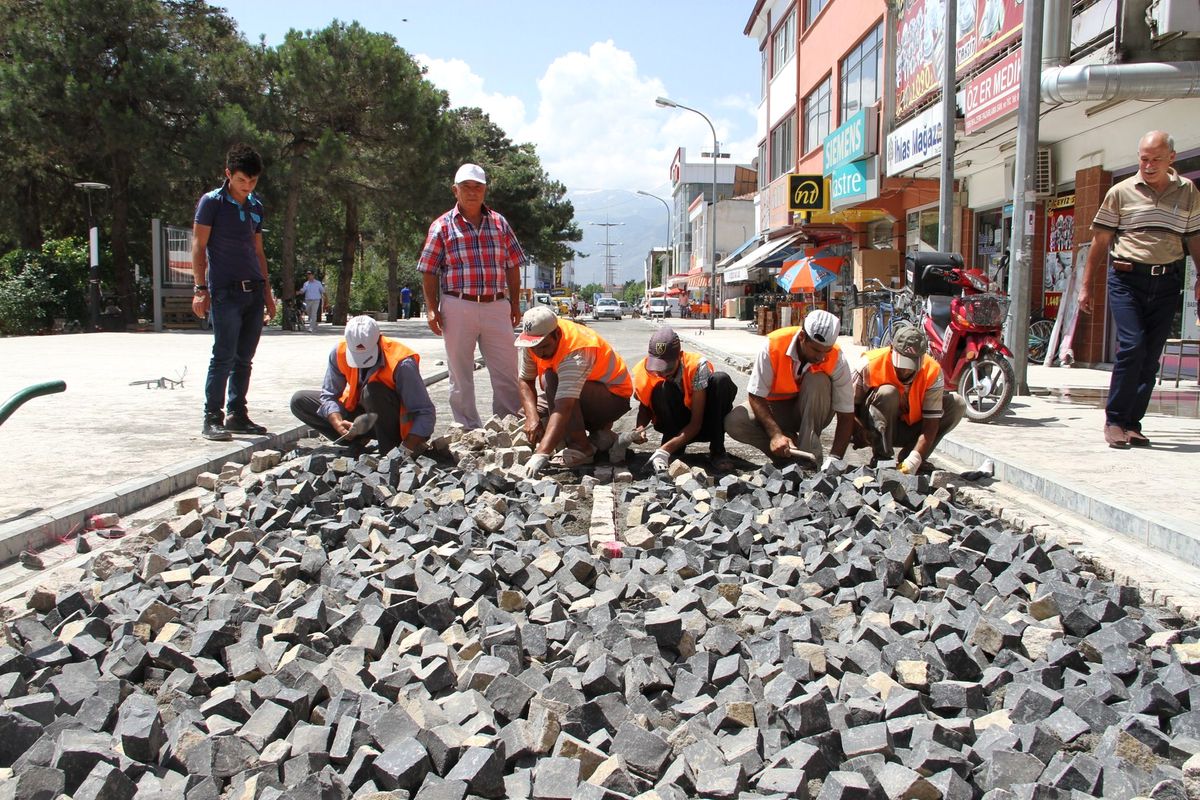 Erzincan\'da Kaldırım Çalışmaları