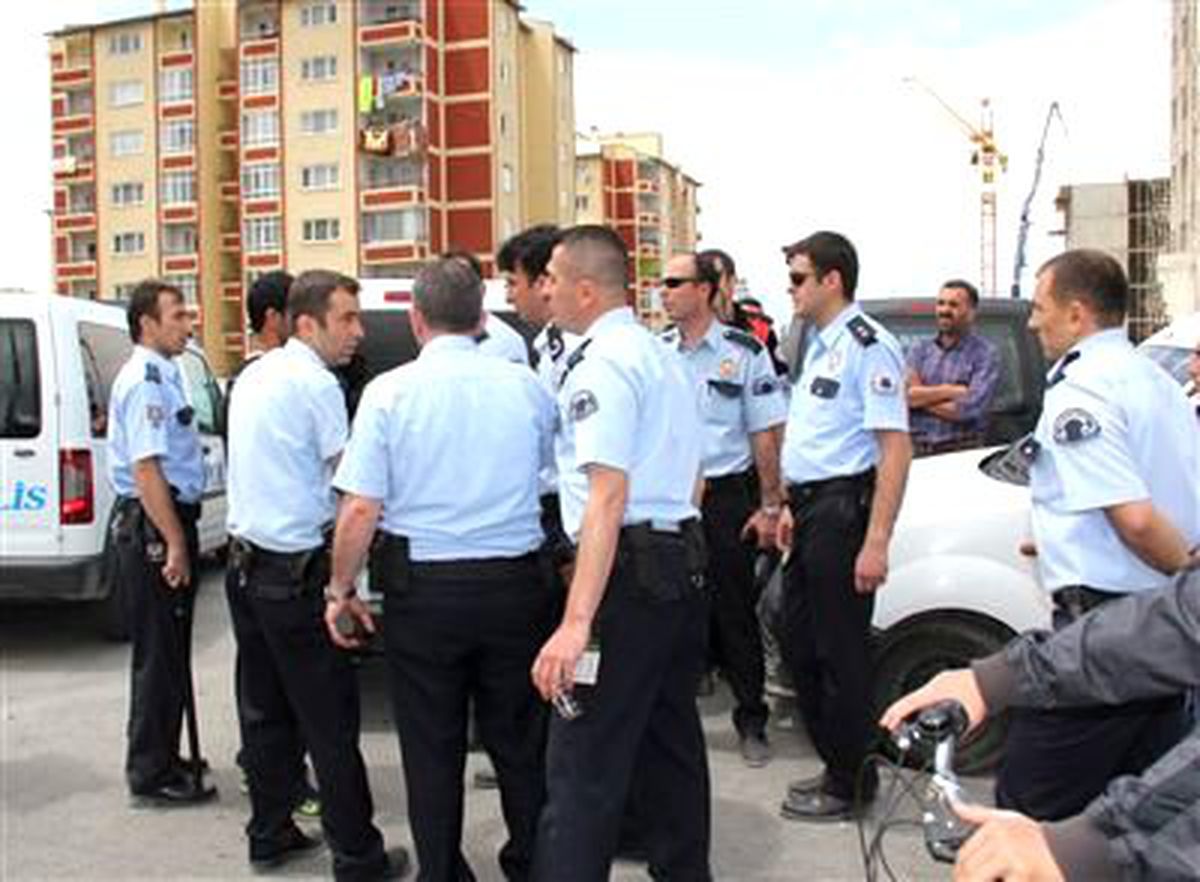 Erzurum\'da Kürtçe Küfür Kavgası