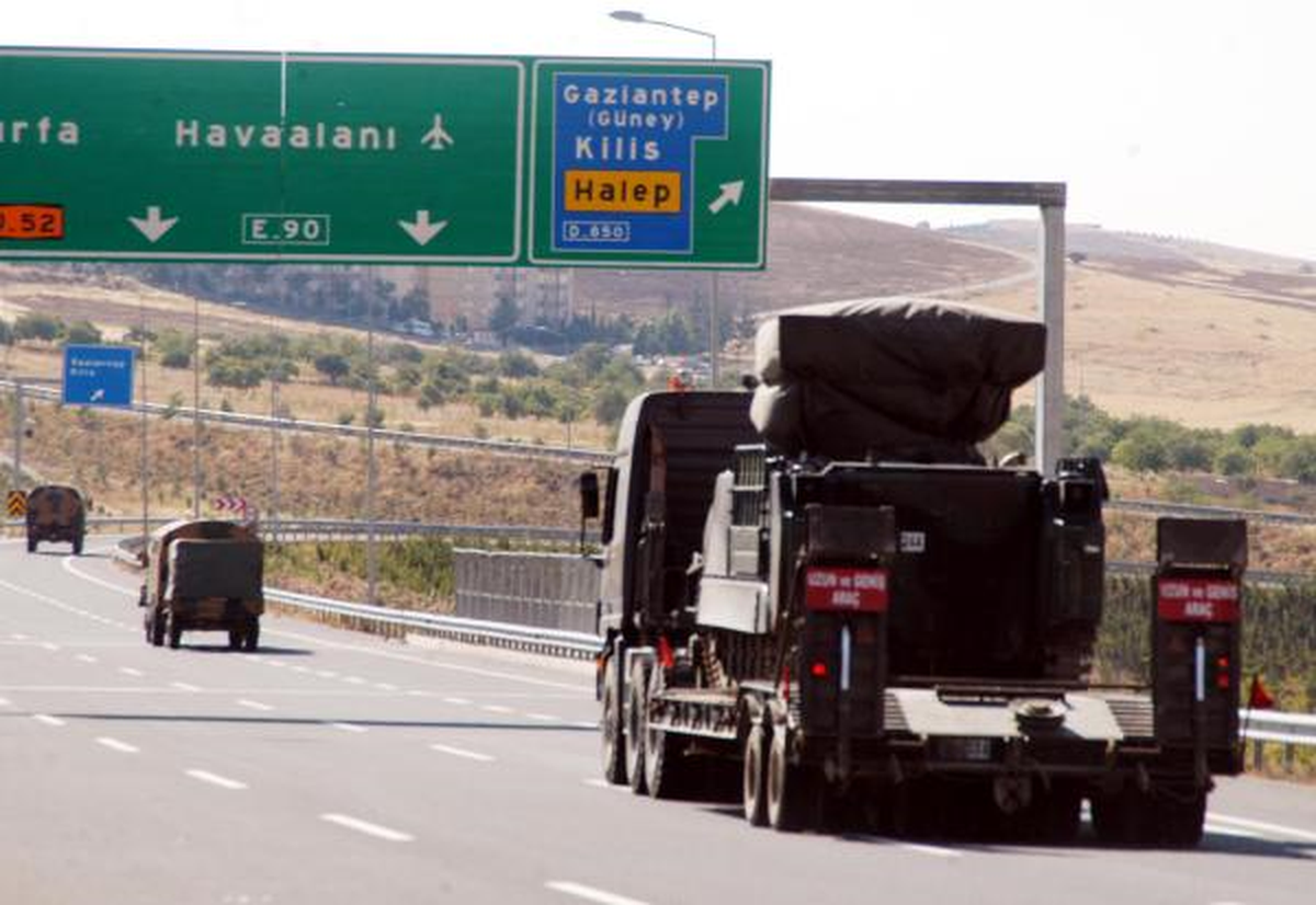 Gaziantep\'ten Kilis\'e Askeri Sevkiyat