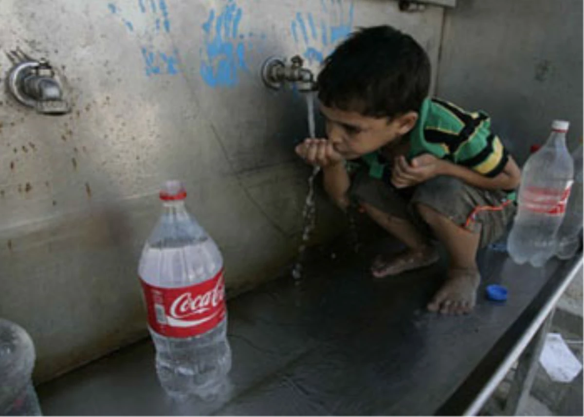 Gazze\'de İlaç Kıtlığı Hayatı Tehdit Ediyor