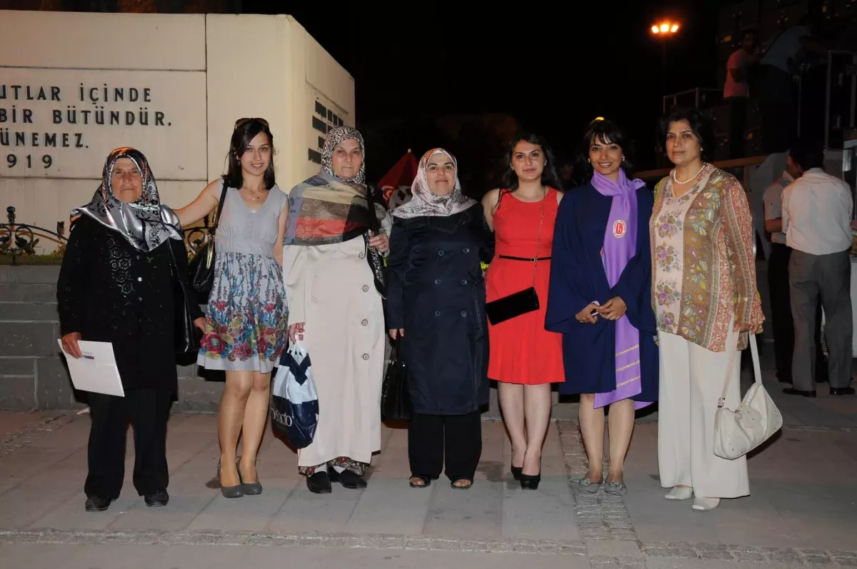 Hacettepe Tıp 44. Dönem Mezunlarını Uğurladı