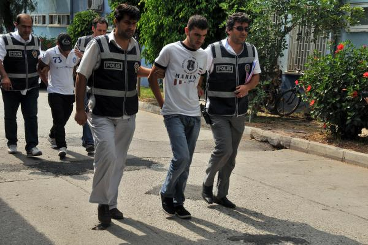 Halı Hırsızları Polise Yakalandı