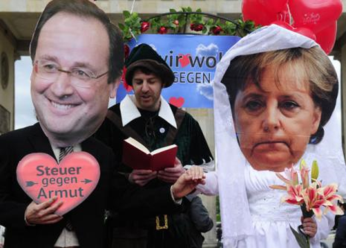 Hollande ve Merkel Anlaşmaya Çalışıyor