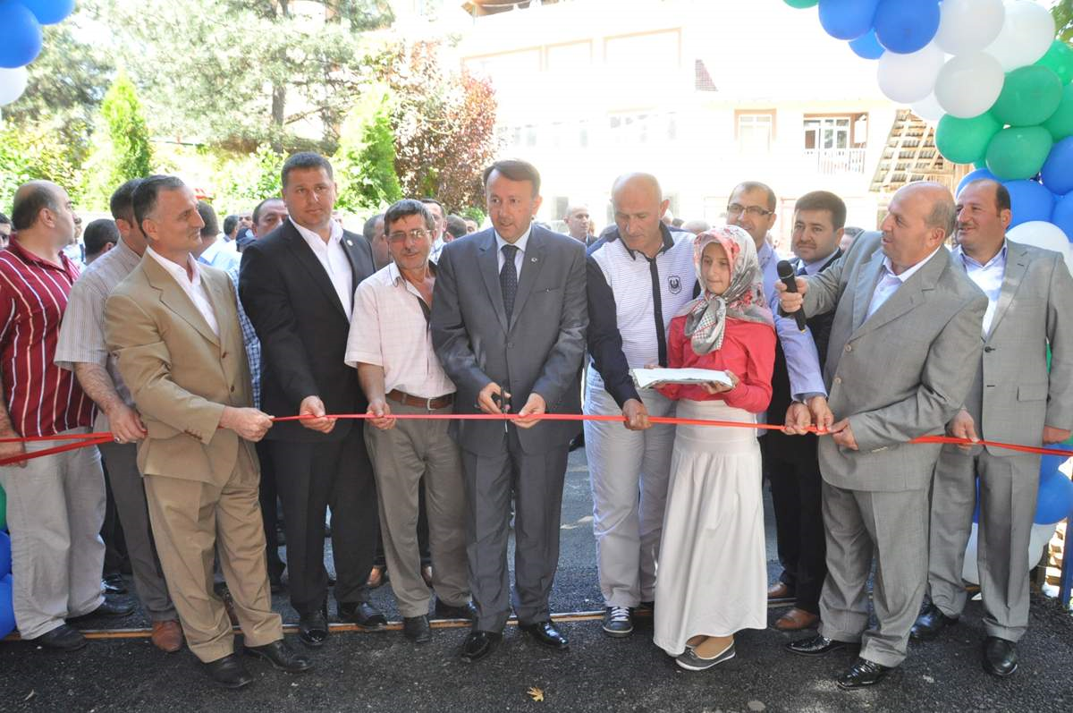 Kartepe\'de Kurs Yararına Kermes