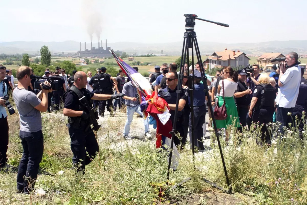 Kosova Meydan Muharabesinin 623. Yıldönümünde Arbede