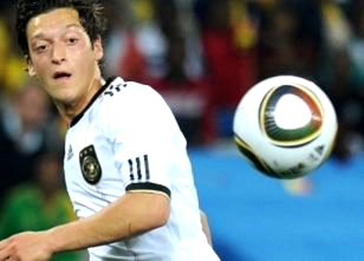 Mesut İtalya\'yı Aslında Tanıyor