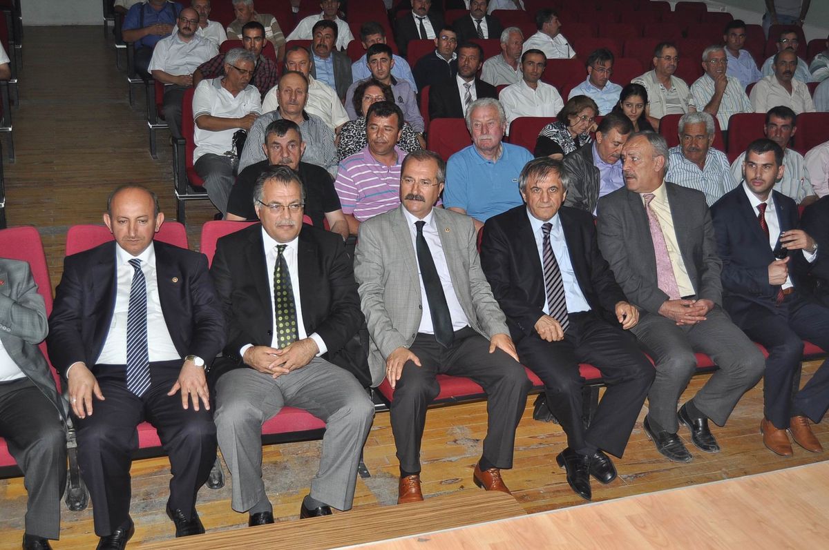 MHP Genel Başkanı Bahçeli\'nin Yunanistan\'da Protesto Edilmesi