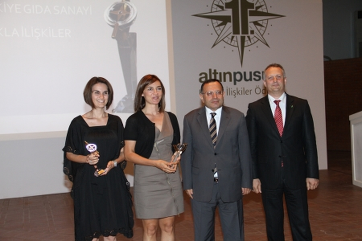 Nestlé DAMAK Altın Pusula'nın Sahibi Oldu