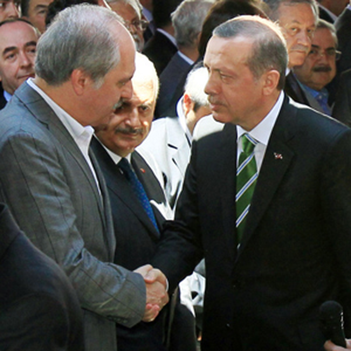 AK Parti\'ye İki Flaş Transfer