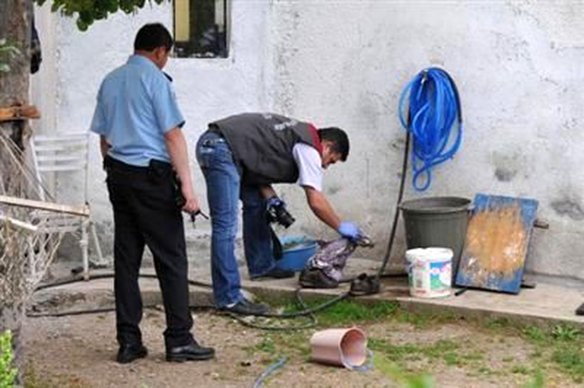 Sivas\'ta Su Dolu Kovaya Düşen Çocuk Öldü