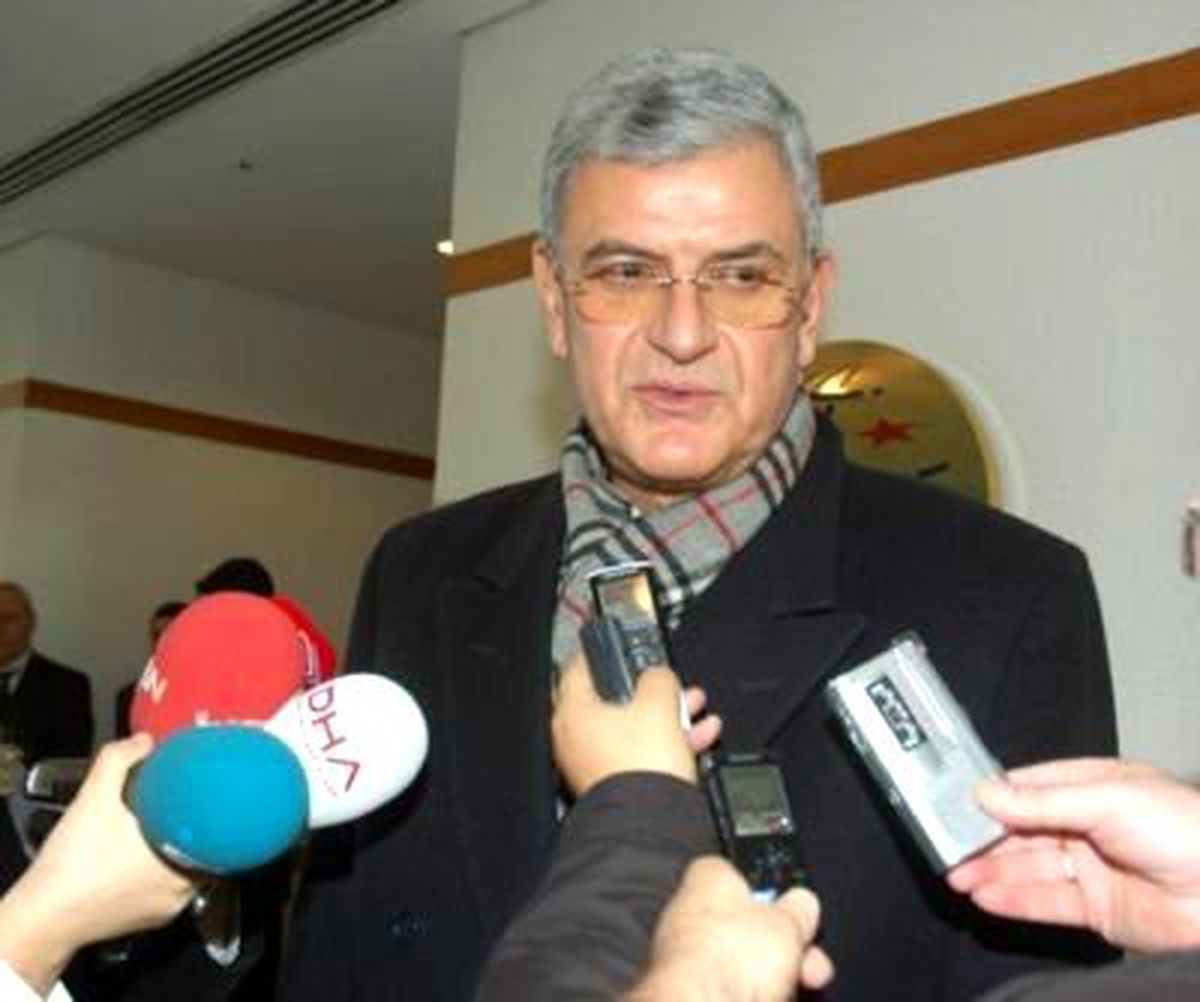Uluslararası Anlaşmalar İçin Çalıştı