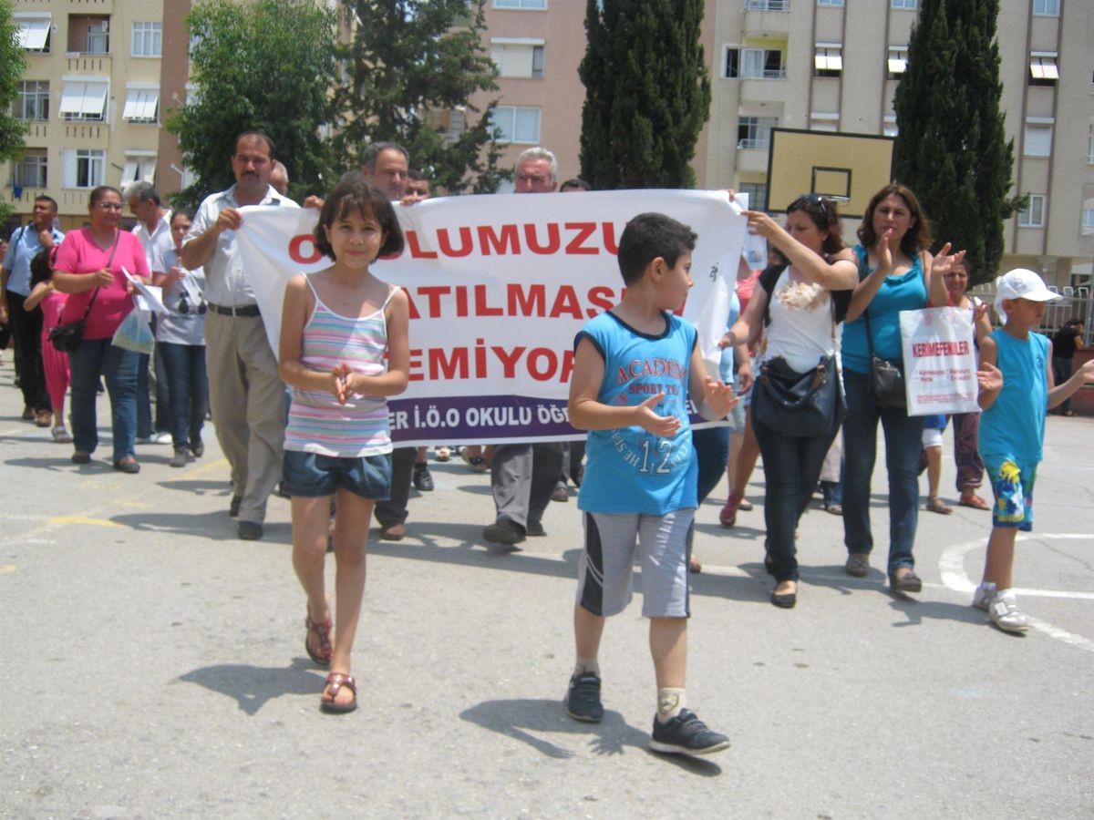 Veliler ve Öğrenciler Okulları İçin Eylem Yaptı