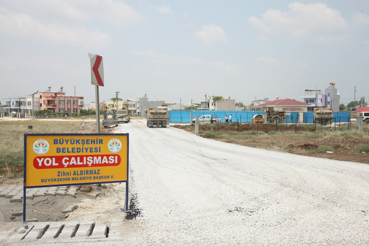 Aldırmaz\'a Hizmet Teşekkürü
