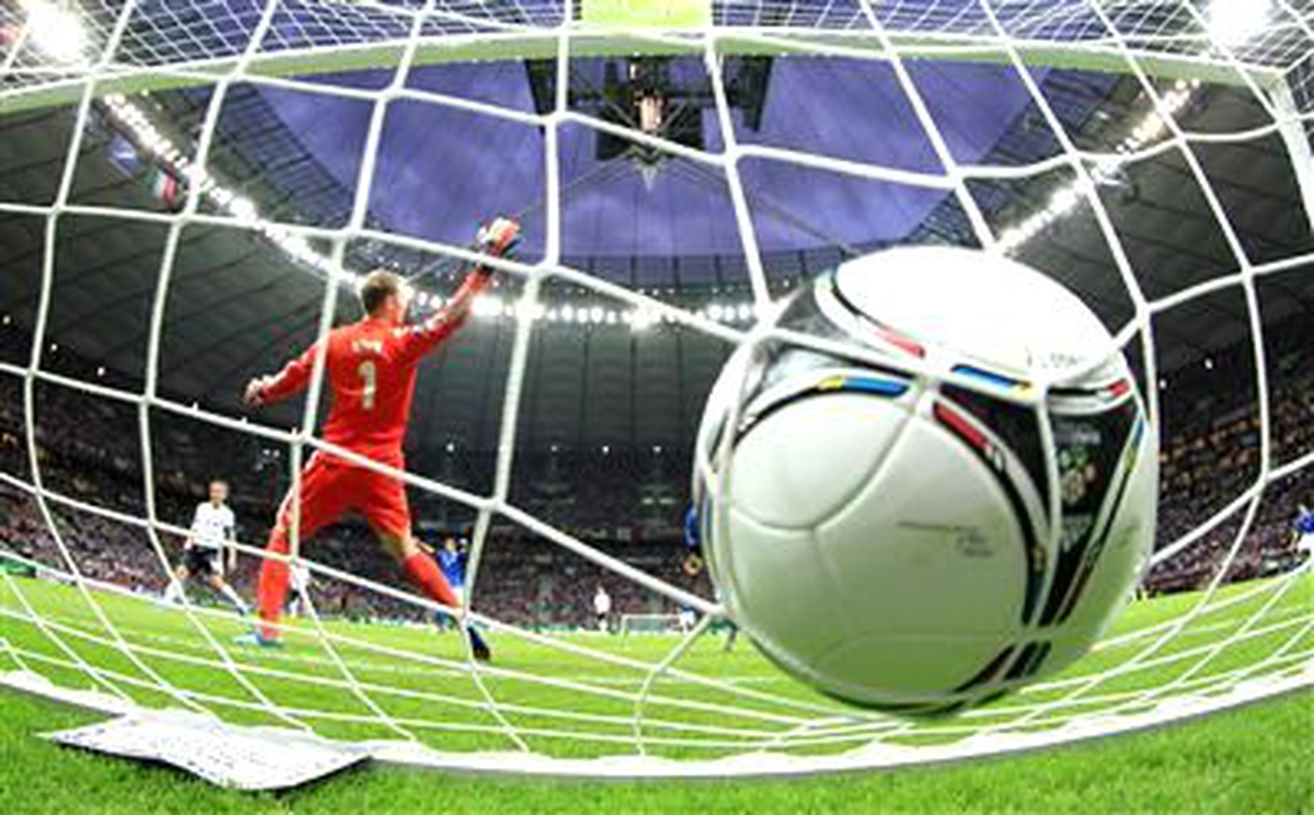 Avrupa Futbol Şampiyonası Yarı Finalinde Almanya\'yı 2-1 Yenen İtalya, Finalde İspanya\'nın Rakibi...