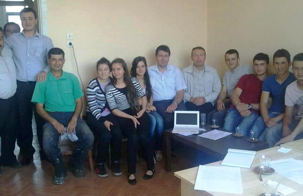 Beydağ\'da Gençler Meclis Çalışmalarına Devam Ediyor