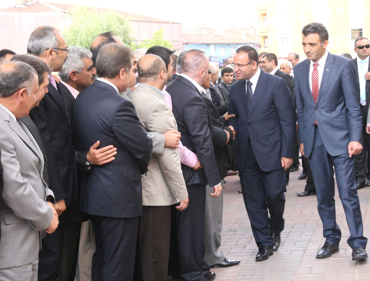 Bozdağ.(Öym\'lerin Kaldırılması) Usul Yönünden Düzenleme Yapılıyor, Suçlara İlişkin Bir Düzenleme...