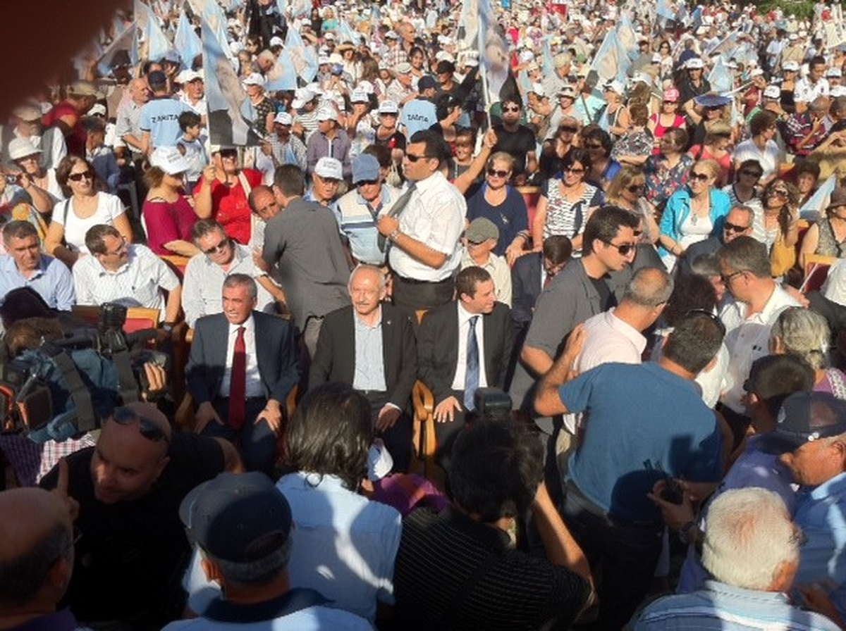 CHP Lideri Kılıçdaroğlu Burhaniye\'de