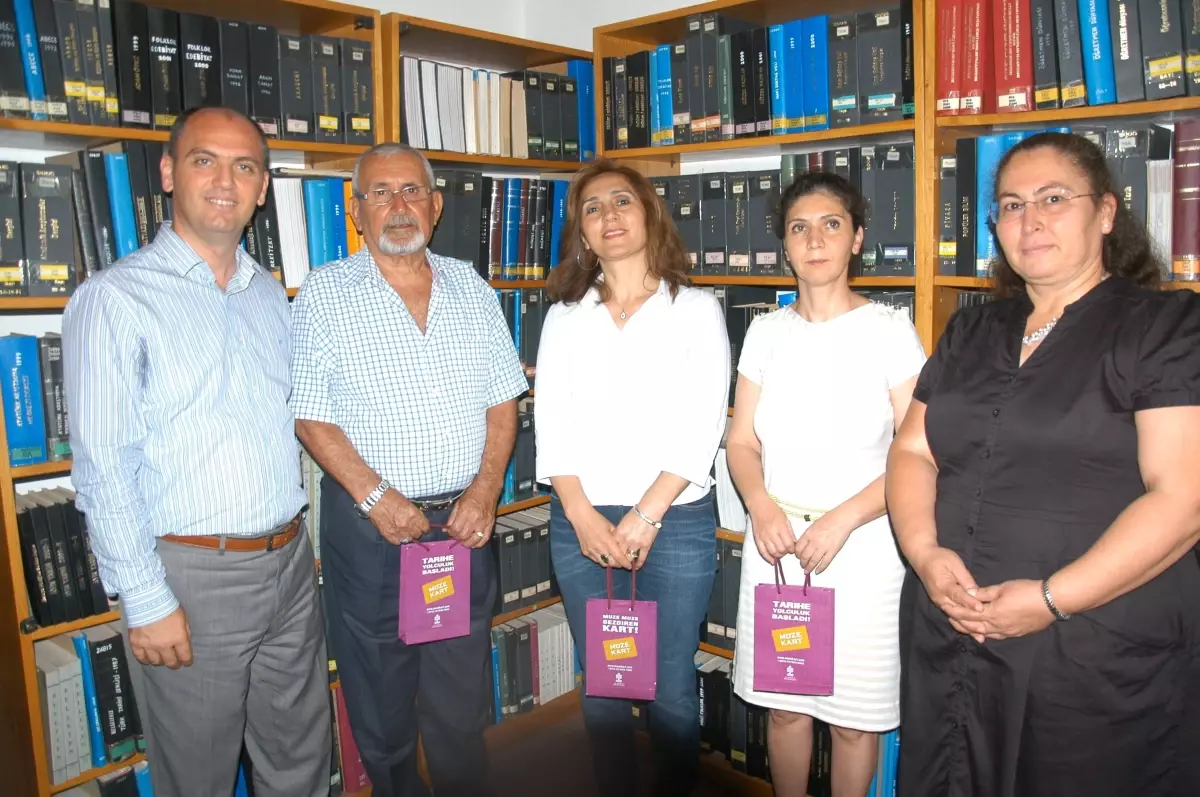 En Çok Kitap Okuyana Müze Kart