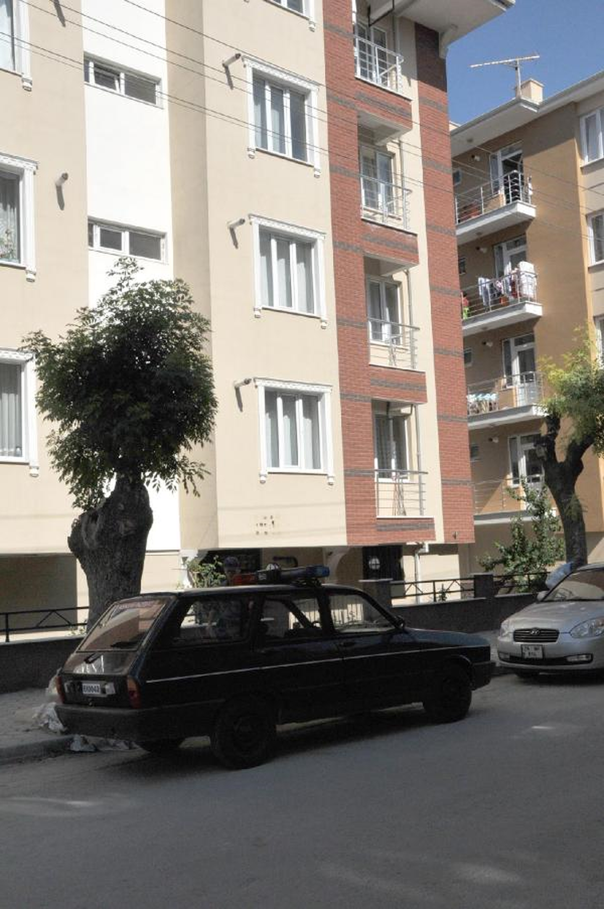 Eskişehir\'de 2 Muazzaf Askerin Evinde Arama